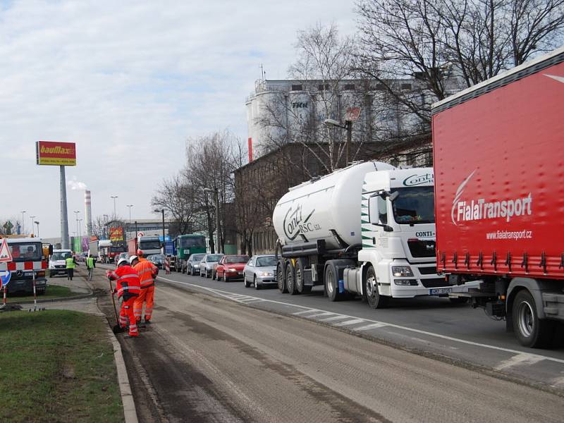 Uzavírka Polní ulice = dopravní kolaps v Přerově