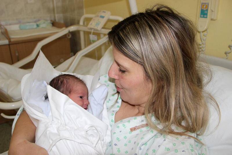 Prvním miminkem, které se narodilo na Nový rok v přerovské porodnici, je malý Mareček. Na svět ho přivedla šťastná maminka z Hranic