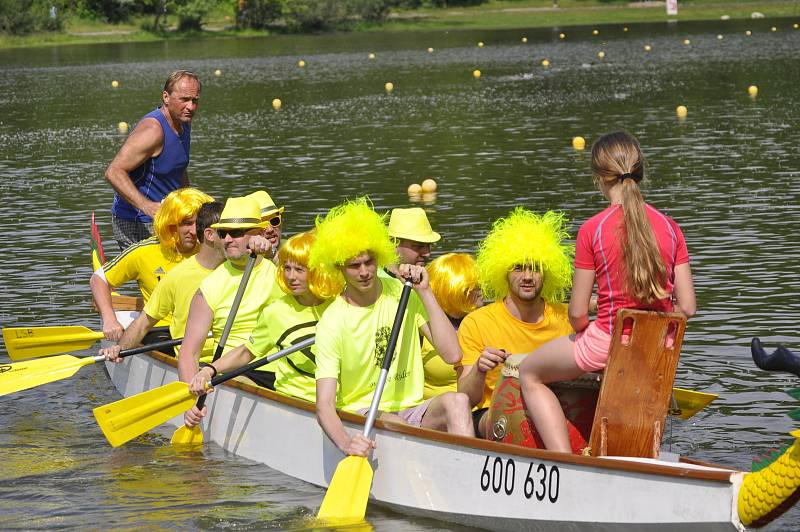 Festival dračích lodí na Laguně v Přerově