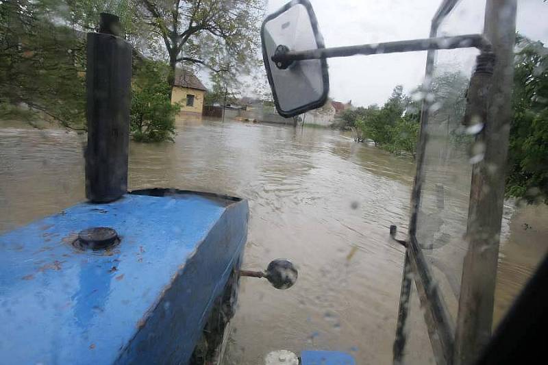 Zatopené Troubky, 18. května 2010 odpoledne