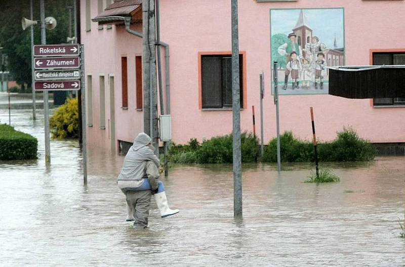 Zatopené Troubky, 18. května 2010 odpoledne