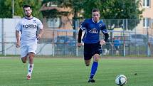 Fotbalisté Přerova (v modrém) proti FC Dubicko (6:0).