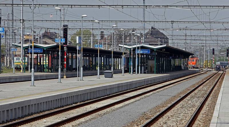 Zrekonstruované přerovské nádraží po první etapě modernizace železničního uzlu dokončené v roce 2014