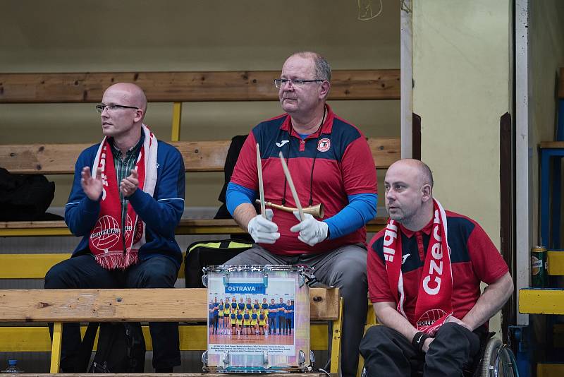 Volejbalistky Přerova (v bílém) proti TJ Ostrava.