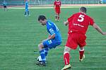 Fotbalisté Přerova (v modrém) proti Polné