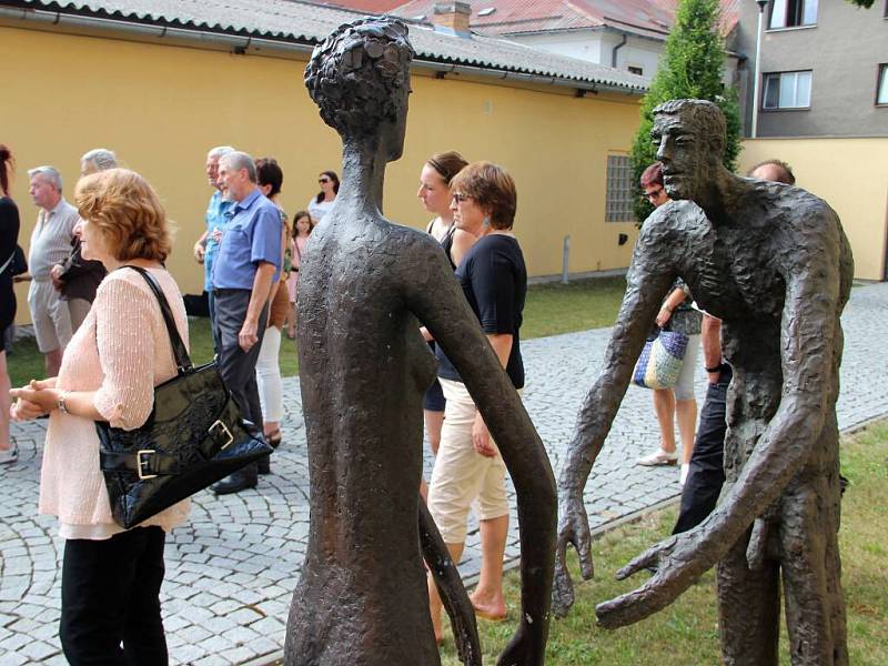 Olbram Zoubek zahájil výstavu v galerii Konírna v Lipníku nad Bečvou