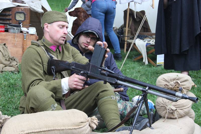 Festival vojenské historie na hradě Helfštýn