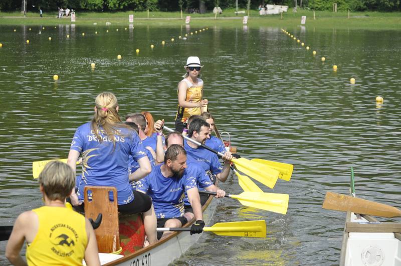 Festival dračích lodí na Laguně v Přerově