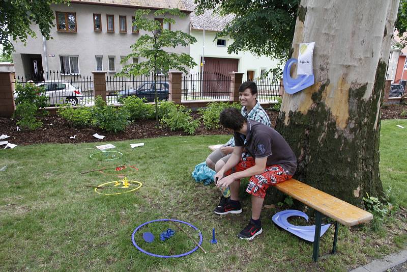 Dětský den v Moštěnici měl letos rekordní návštěvnost. Bavit se přišlo více než tisíc lidí.