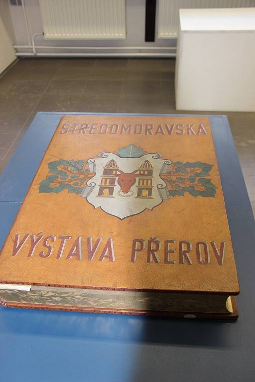 Středomoravská výstava v roce 1936 je fenoménem, který si letos po osmdesáti letech připomene město Přerov. Do příprav se tehdy zapojily stovky lidí. Vernisáž výstavy, věnované této unikátní expozici, se uskuteční v neděli ve výstavní síni Pasáž.