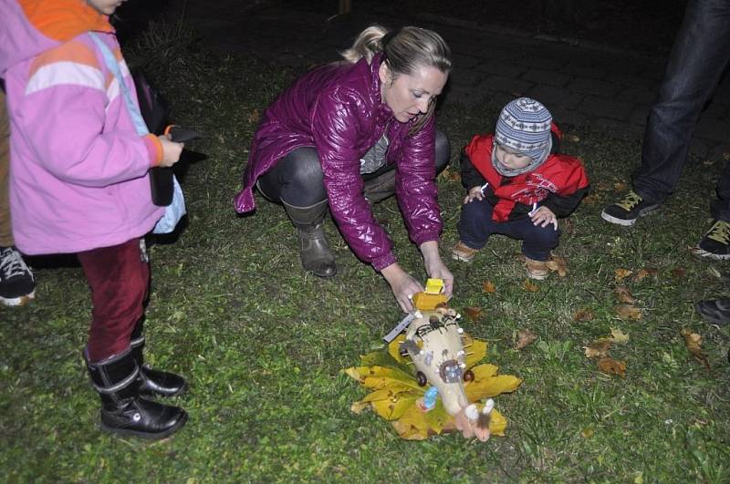 O nejkrásnější halloweenskou dýni soutěžily děti v pondělí 31. října ve venkovních prostorách Střediska volného času Atlas a Bios v Žižkově ulici v Přerově.  