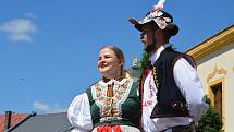 Folklorní festival v Přerově se vydařil. V hlavním programu na Horním náměstí se v sobotu odpoledne vystřídalo několik souborů, 11. 6. 2022