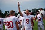 Přerovští Mamuti ve finále 2. ligy amerického fotbalu porazili Prague Black Panthers 35:0 a slavili titul.