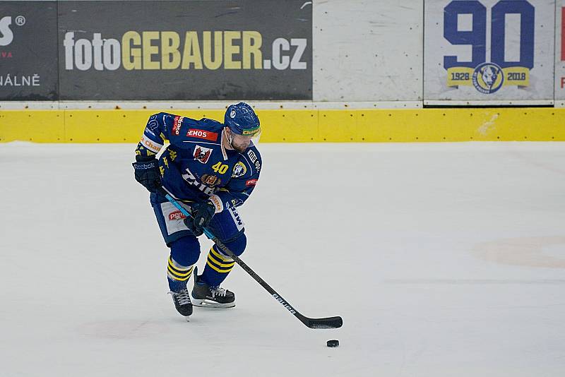 Hokejisté Přerova (v modrém) doma podlehli Ústí nad Labem 0:1