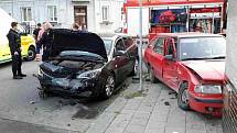 Srážka dvou aut v Přerově, pět zraněných