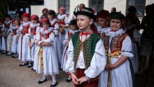 Folklorní festival v Přerově se vydařil. Letos se konal vůbec poprvé v parku Michalov a organizátoři se shodli na tom, že nové prostředí bylo šťastnou volbou jak pro soubory, tak i samotné návštěvníky.