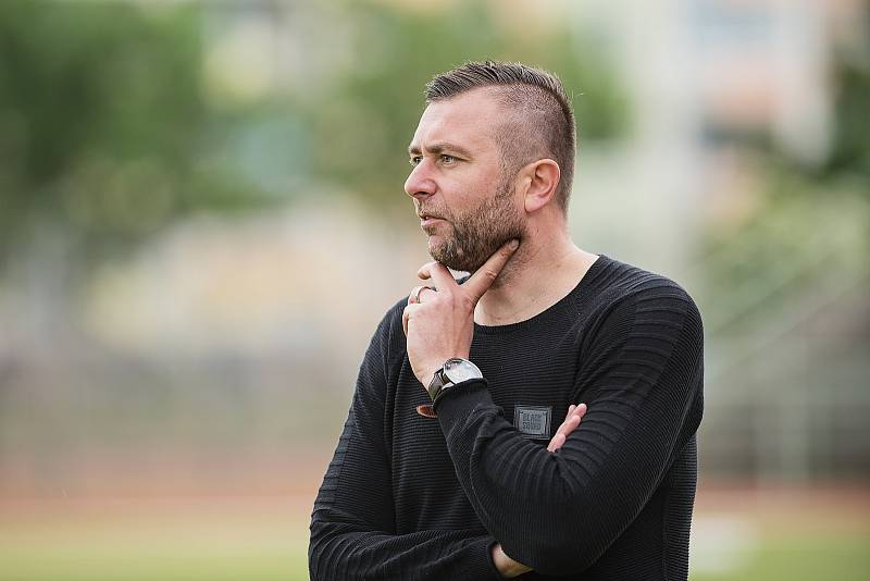 Fotbalisté Přerova (v modrém) v přátelském utkání s 1. HFK Olomouc. David Rojka