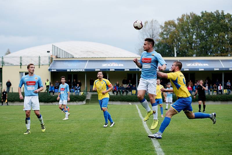 Fotbalisté Kozlovic doma remizovali s Hranicemi (v modrém) 1:1.