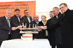 Slavnostním poklepáním na kolejnici začala druhá etapa modernizace železničního uzlu v Přerově. 28.1.2020