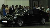 Fanoušci mohli obdivovat automobil značky Lexus Karla Gotta.