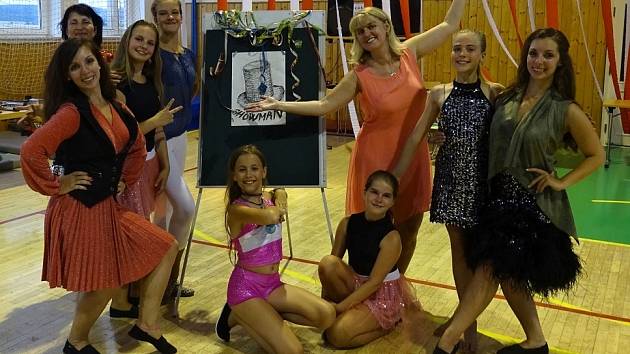 Tanečníci A-klubu Hranice prošli intenzivní přípravou na soustředění v Bělotíně.