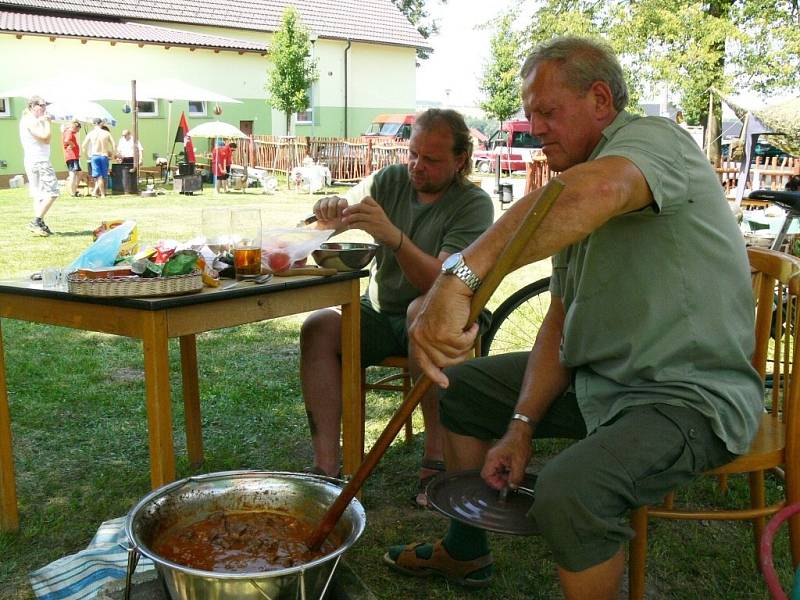 Soutěž Zlatá vařečka o nejlepší guláš ve Skaličce