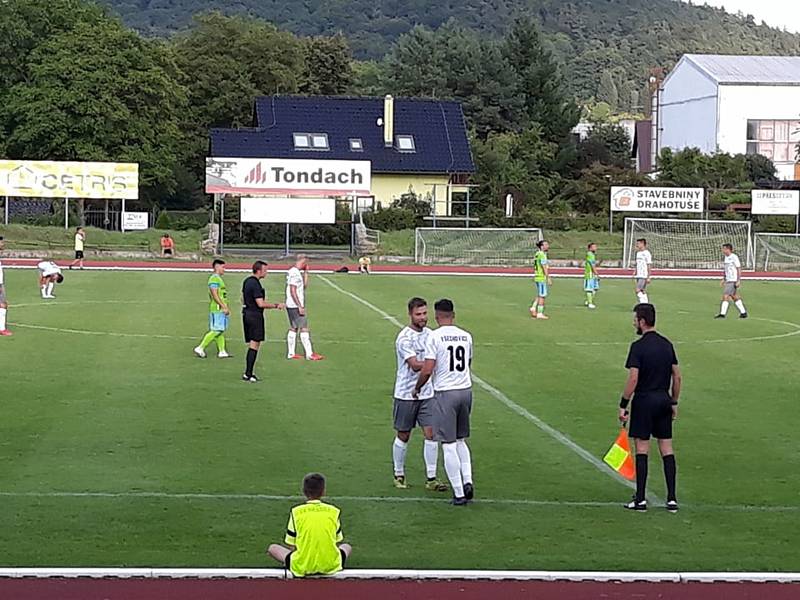 Fotbalisté Hranic přehráli doma v úvodním kole nové sezony Všechovice 4:1.