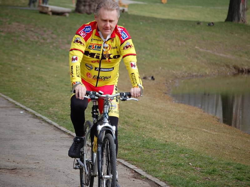 Jiří Lajtoch si První šlápnutí nenechal ujít stejně jako desítky Přerovanů.