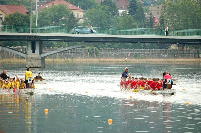 Festival dračích lodí v Hranicích