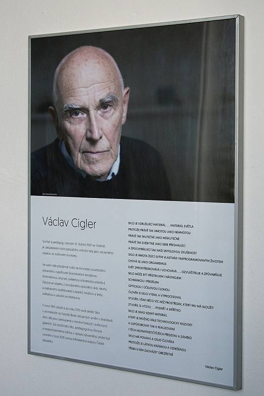 Václav Cigler – Skleněné rozvrhy - výstava Synagoga Hranice.