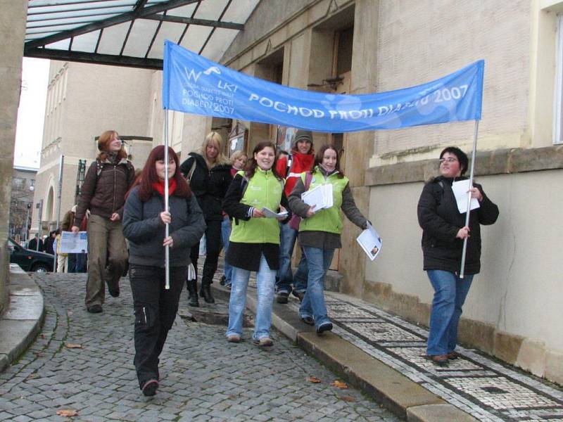 Pochod v Prostějově zorganizovala střední zdravotnická škola s radnicí.
