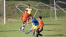 Kozlovice (v oranžovém) porazily Šternberk 3:1.