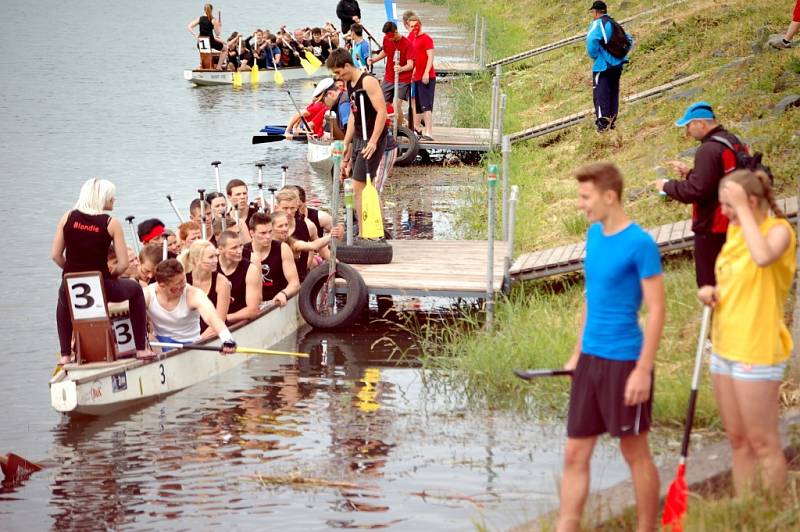 Festival dračích lodí v Hranicích