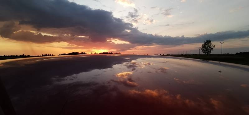 Nad Odrami, u Dobešova a Veselí, je krajina otevřená nejen větrům a slunci.