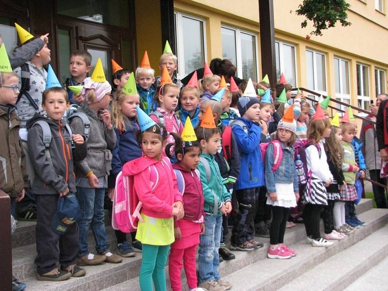 Začátek nového školního roku na Základní škole v Bělotíně