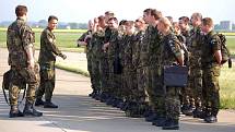 Vojáci z hranické posádky odlétají na misi do Kosova.