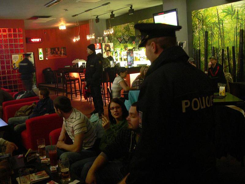 Policejní zátah v restauracích