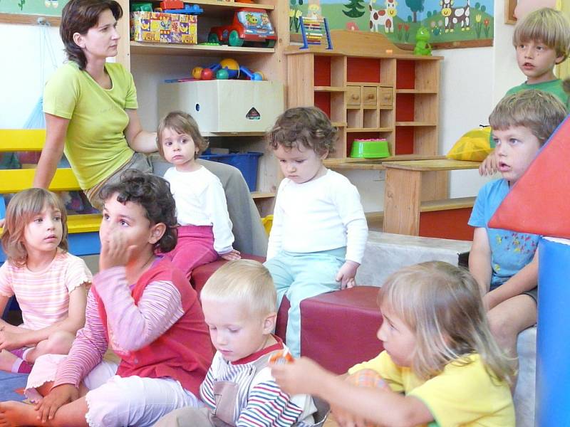 Odpoledne plné zábavy čekalo na děti v Mateřské centru Dráček.