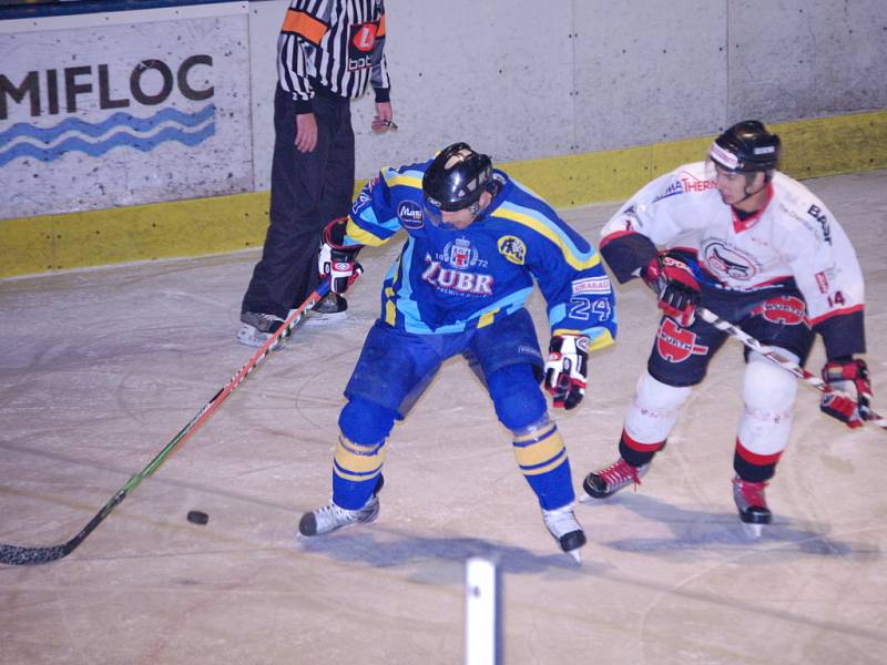 Přerovští hokejisté porazili Techniku Brno 3:2 v prodloužení.