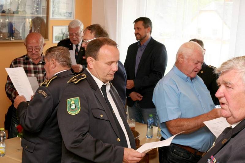 Setkání zasloužilých hasičů okresu Přerov v Radíkově.