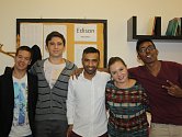 Pětice cizinců v rámci projektu Edison v Hranicích
