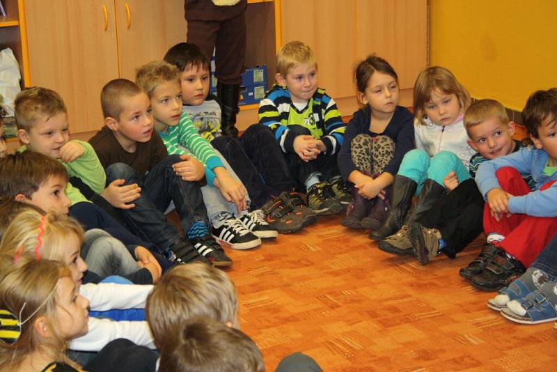 Škola volá. Předškoláci se na Struhlovsku připravili k zápisu do prvních tříd.