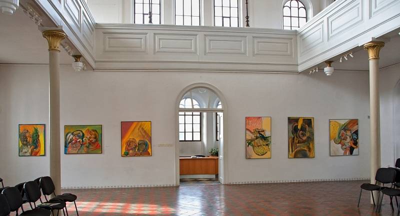 Výstava malíře a restaurátora Jana Severy v Galerii Synagoga.