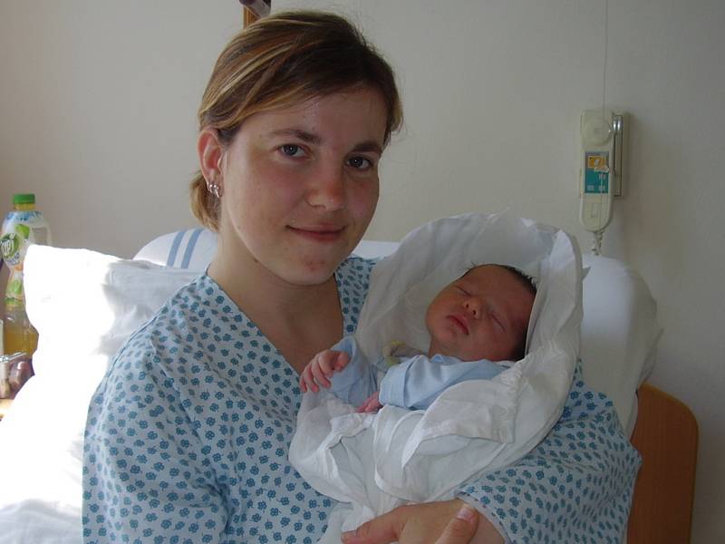 Lenka Hanáková, Paršovice, syn Dominik Hanák, narozen 10. května 2008 v Přerově, váha: 3,21 kg