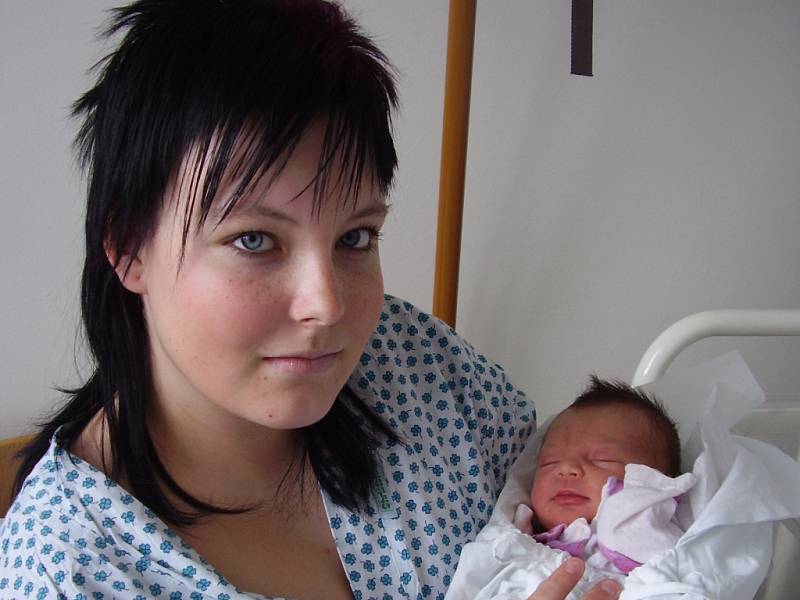 Radka Červinková, Henčlov, dcera Natálie Slomková, narozena 17. 3. 2008 v Přerově, váha: 3,16 kg