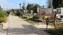 Zrekonstruovaný hřbitov v Hranicích, listopad 2022