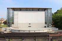 Další etapa modernizace letního kina v Hranicích, květen 2023.