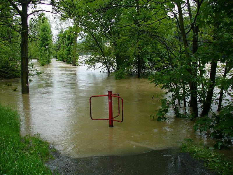 Povodně v lázních Teplice nad Bečvou v pondělí 17. května