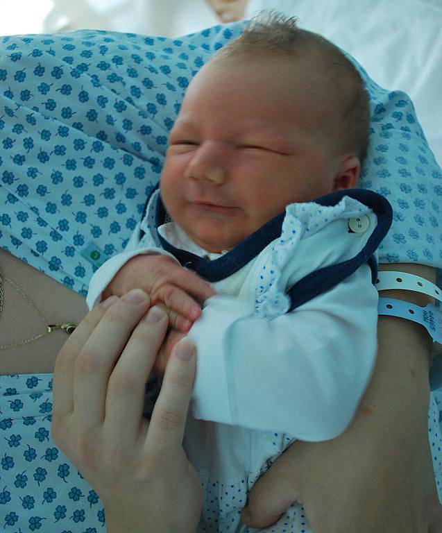 Roman Vymětalík, Soběchleby, narozen 24. srpna 2010 v Přerově, míra 54 cm, váha 4 630 g