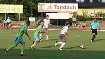 Fotbalisté Hranic (v zeleném) deklasovali v poháru Všechovice 6:1.